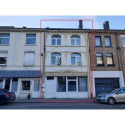 BERTRIX: Opbrengstpand met 1 appartement en 1 triplex – VAS1346