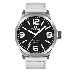 VIER ELEGANTE XL-HERENHORLOGES VAN TW STEEL