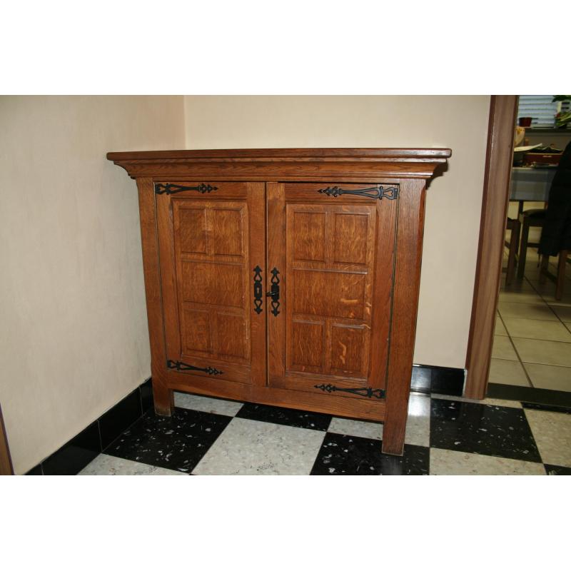 BERTRIX: Opbrengstpand met 1 appartement en 1 triplex – VAS1346