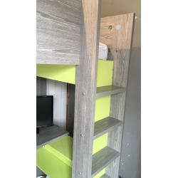 Hoogslaper compleet kast-bureau
