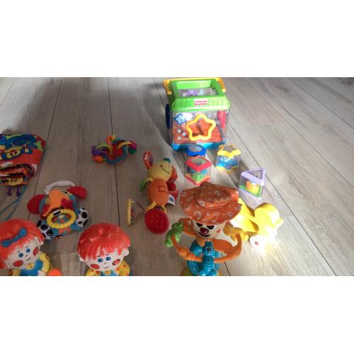 Lot babyspeelgoed als nieuw