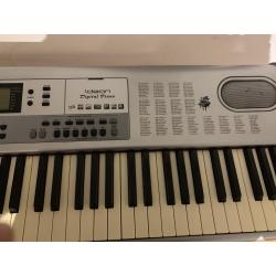 Digital piano te koop