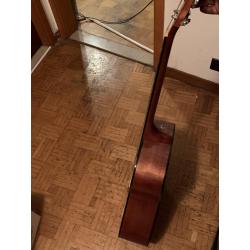 Guitar te koop