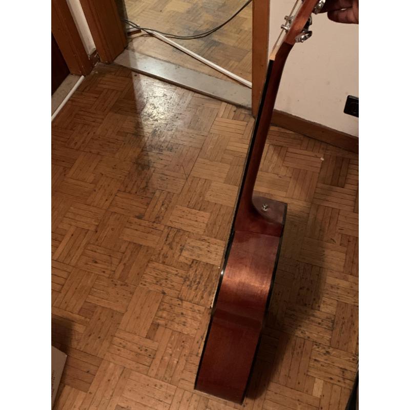 Guitar te koop