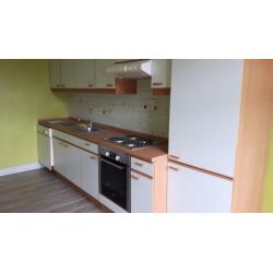 BERTRIX: Opbrengstpand met 1 appartement en 1 triplex – VAS1346