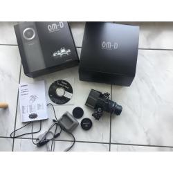 Olympus OM-D EM-10 Mark II zwart   14-42 mm IIR zwart Nieuw!