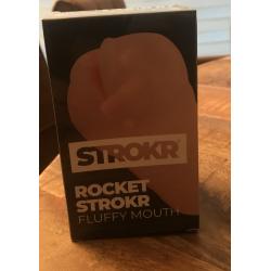 Strokr Fluffy Mouth Nieuw!