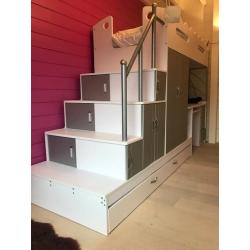 Multifunctionele hoogslaper