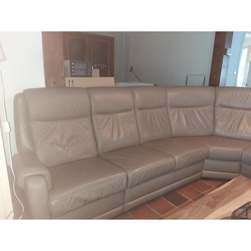 Mooie lederen hoeksalon met 2 relaxzetels