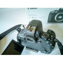 Canon eos 850D body