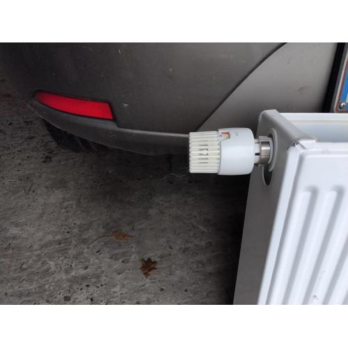 Radiator met thermostatische kraan