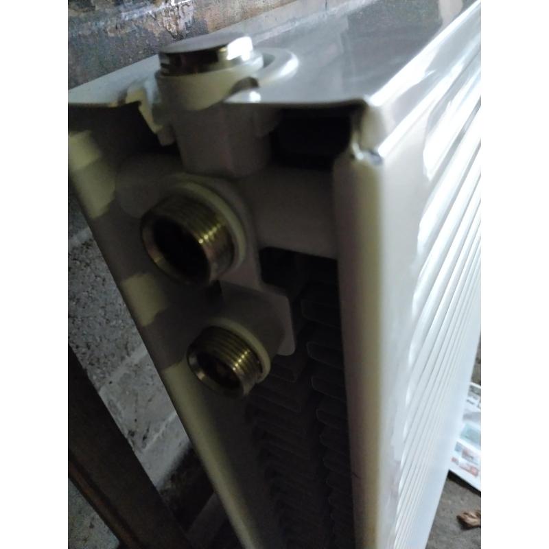 Radiator met thermostatische kraan