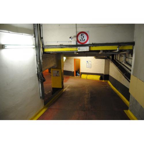 Parking te huur Louiza
