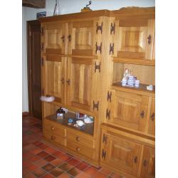 Eiken wandkast