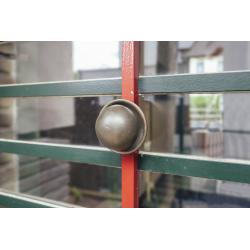 modernistische woning met praktijk of burelen in groen kader, Brasschaat