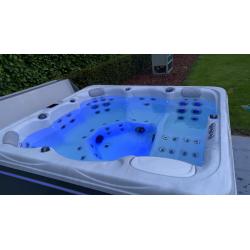 Jacuzzi 6 Miami 6 personen 1600 liter aankoop 2021