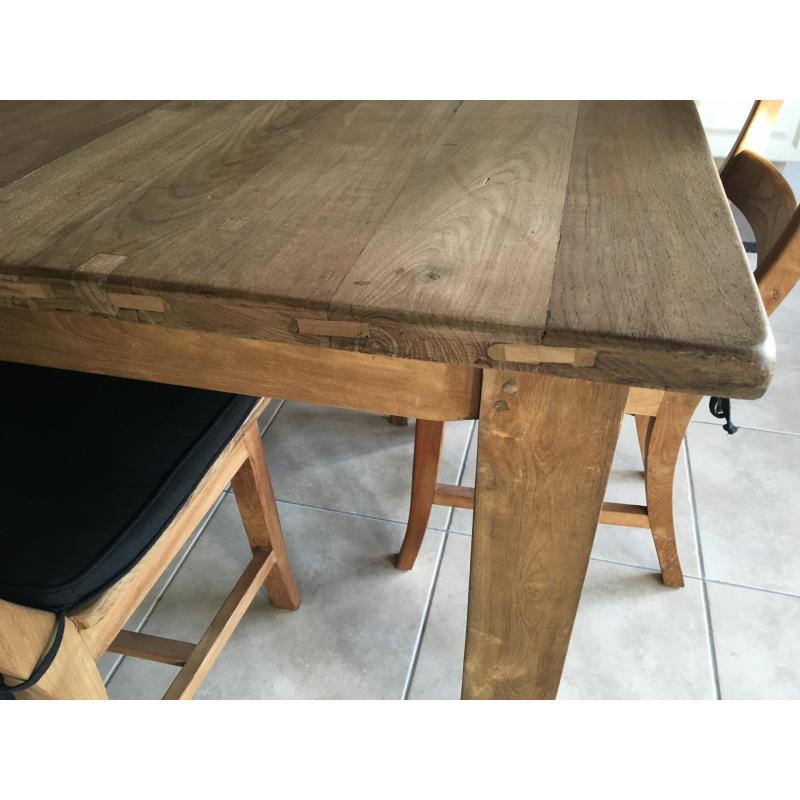 Teak houten tafel en stoelen