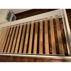 Hemnes bed 1 pers 90x200 met latenbodem