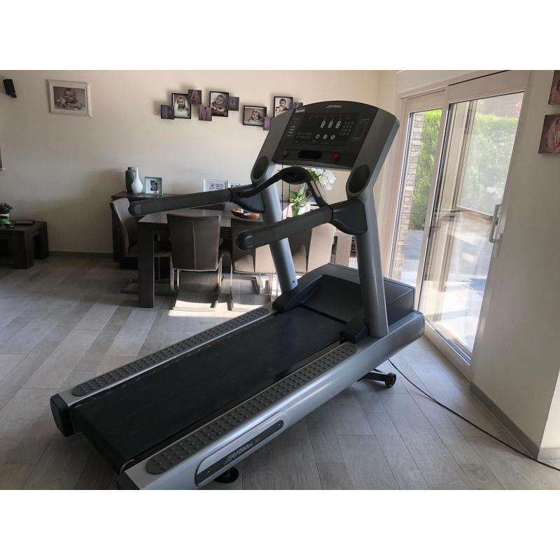 Life fitness 95TI loopband