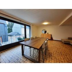 BERTRIX : Mooi gerenoveerd appartement – VAS1407