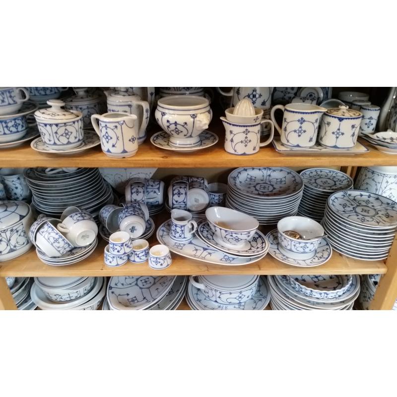 Blauw saks serviesgoed, servies saksisch blau Jager
