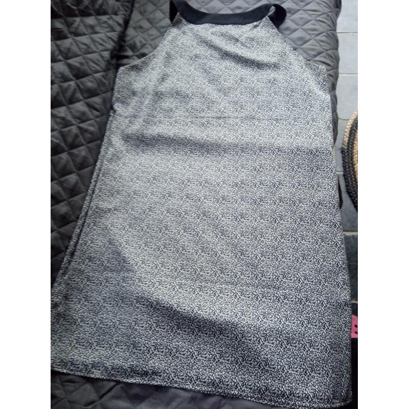 Zwart en wit jurk H&M maat 46