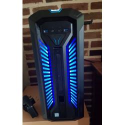 Medion game pc en scherm.