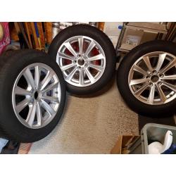 Originele BMW winter set velgen en banden.