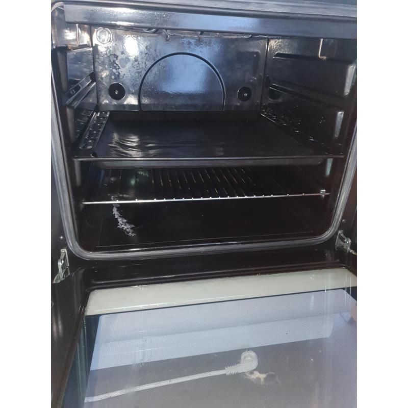 Siemens FD8508  4 pit gasfornuis met oven