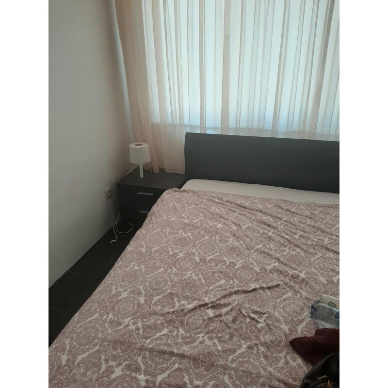 Bed compleet 2 persoons met nachtkasjes 160×200