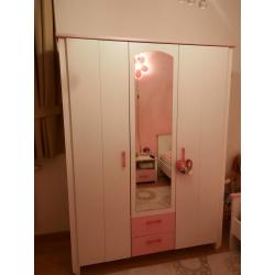 Compleet slaapkamer met accessoires! 
