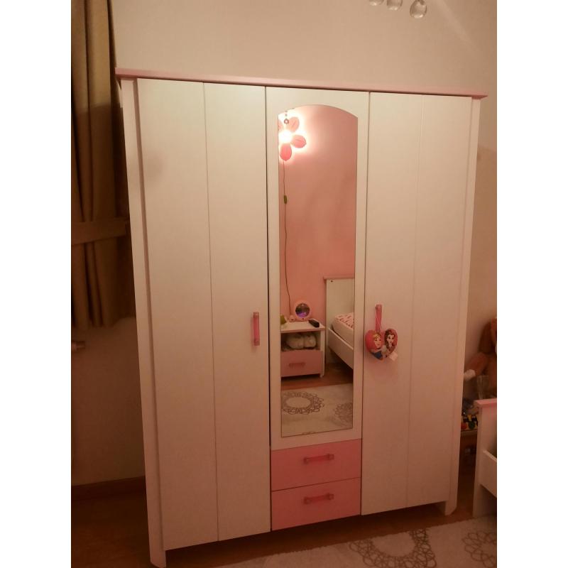 Compleet slaapkamer met accessoires! 