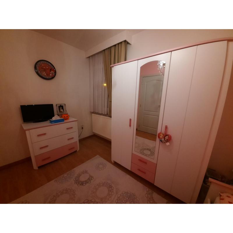 Compleet slaapkamer met accessoires! 