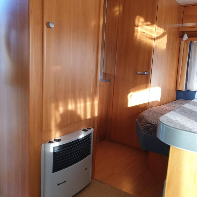 Caravan Wilk S4 450HTD met voortent