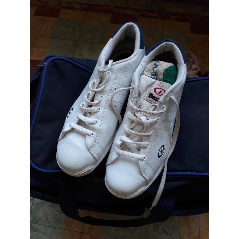 2 Bowlingballen, draagtas en schoenen