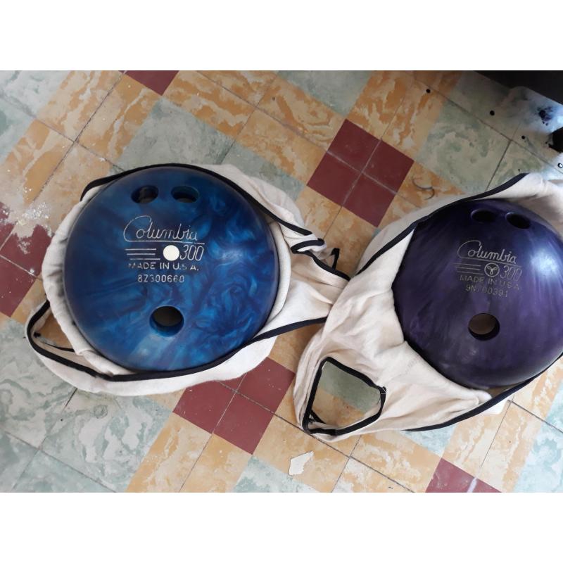 2 Bowlingballen, draagtas en schoenen