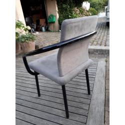 Knoll model Mandarin
