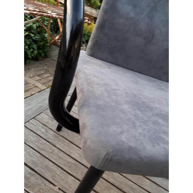 Knoll model Mandarin