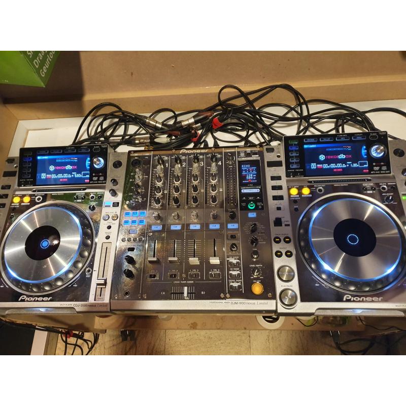 PIONEER LIMITED EDITION PLATINUM DJ SET