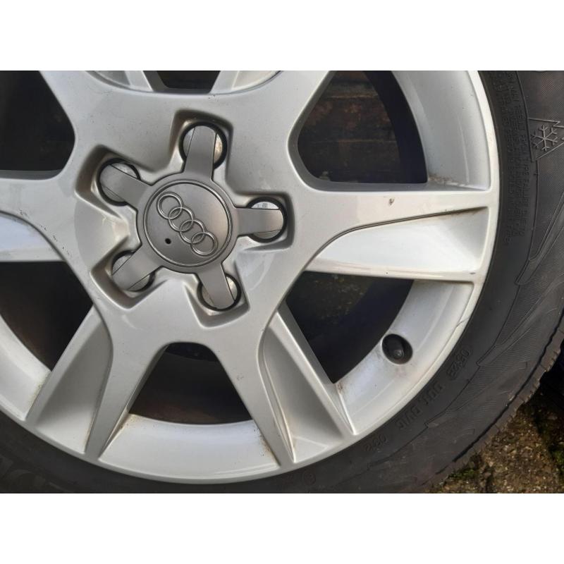 4 LM  Winterwielen Audi a3  16 inch