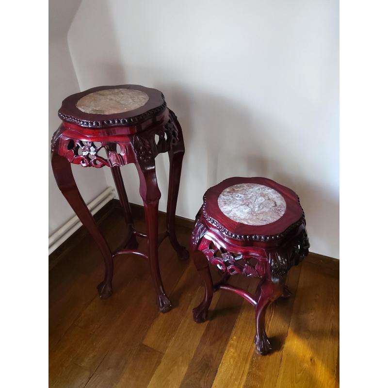 2 chinese bijzettafels