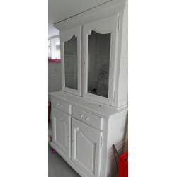 Witte buffetkast