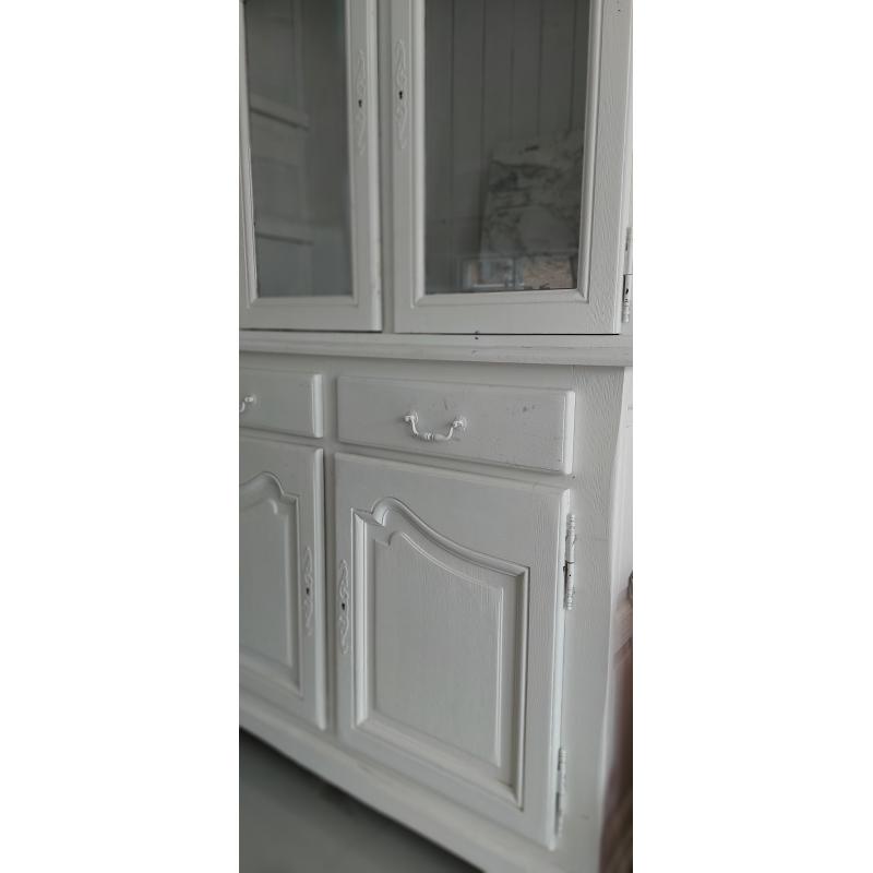 Witte buffetkast
