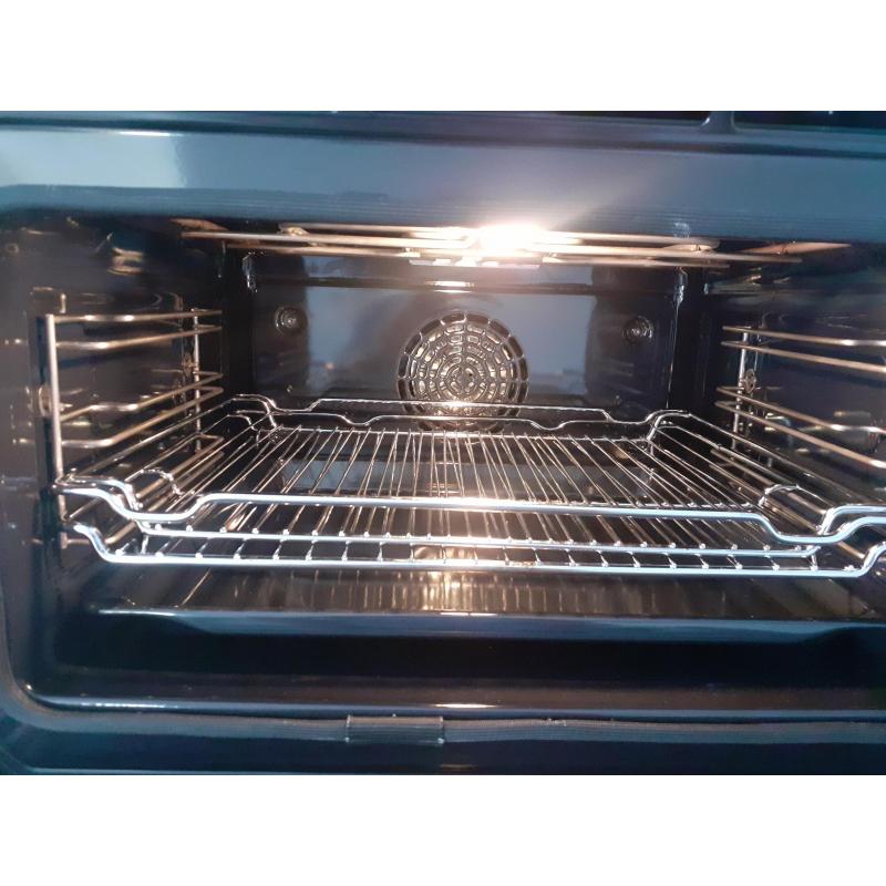 Te koop wegens aankoop micro-golf-oven