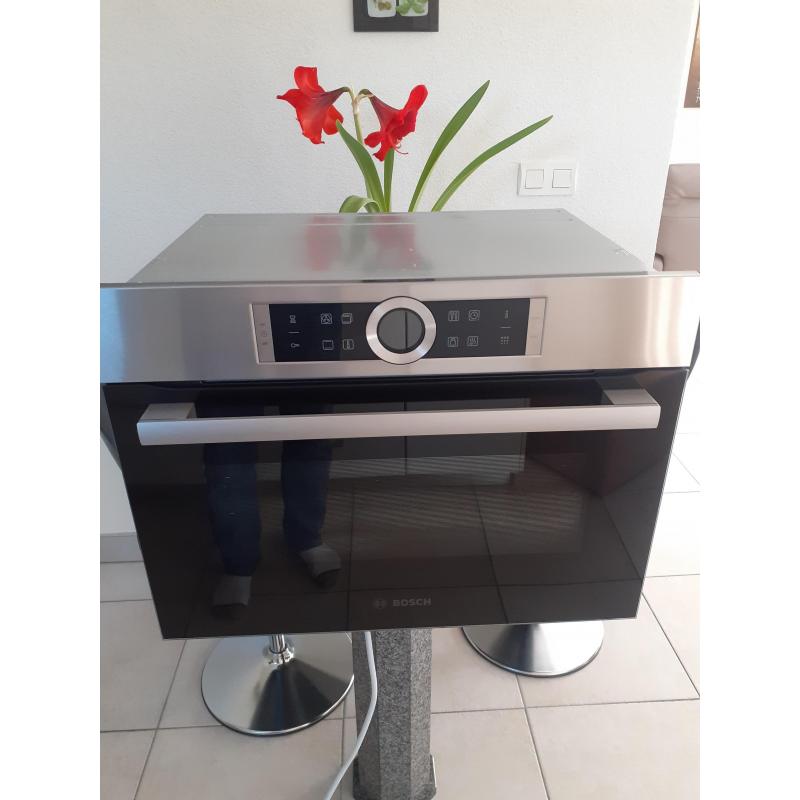 Te koop wegens aankoop micro-golf-oven