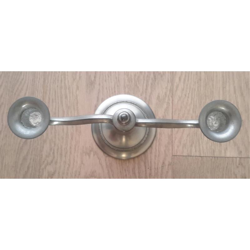 Set van tinnen decoratieve accessoires