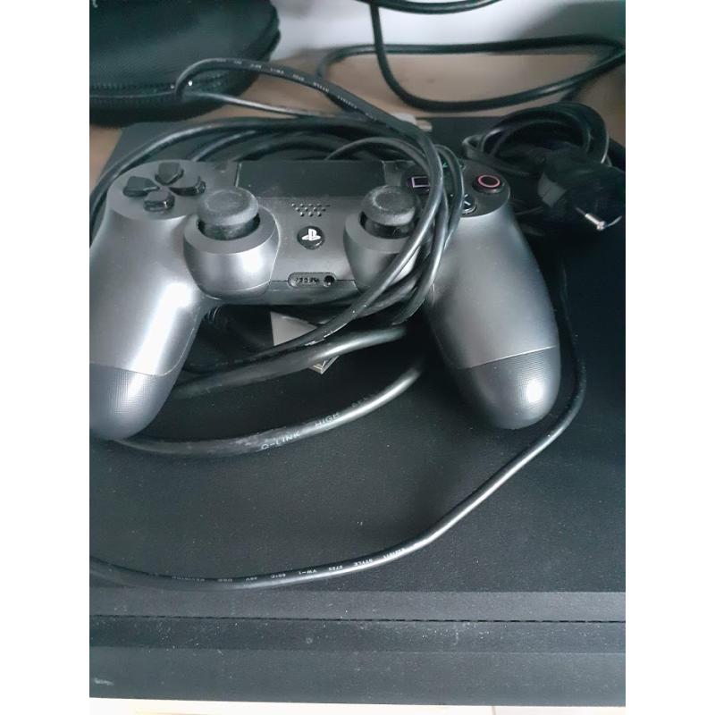 PS4 1TB MET 9 GAMES en 1 controller