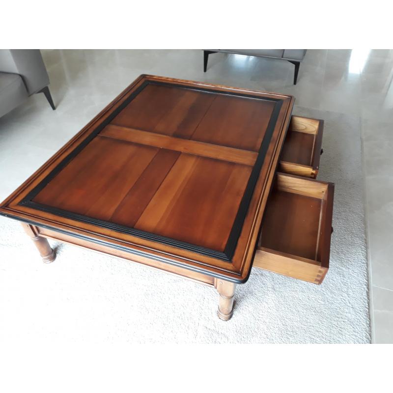 Salontafel in massief kerselaar
