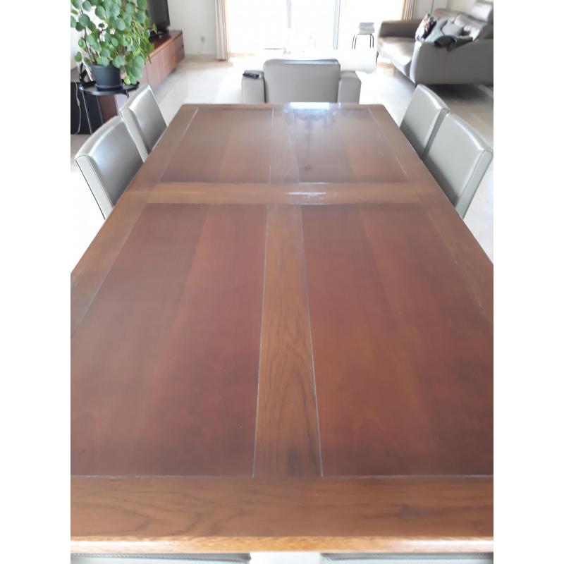 Tafel in massief kerselaar