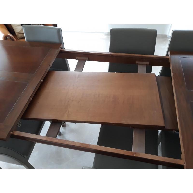Tafel in massief kerselaar